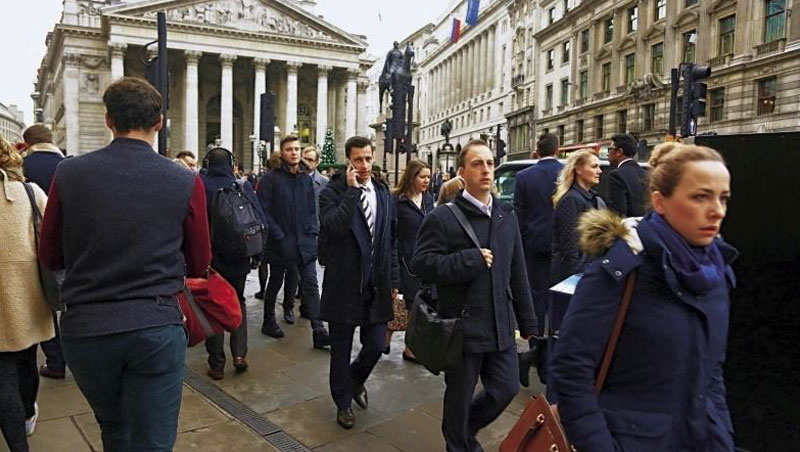 根據麥肯錫報告，零工經濟翻轉勞動市場，影響遍及各行各業，就連高端金融服務也出現外包趨勢。圖為倫敦金融街。